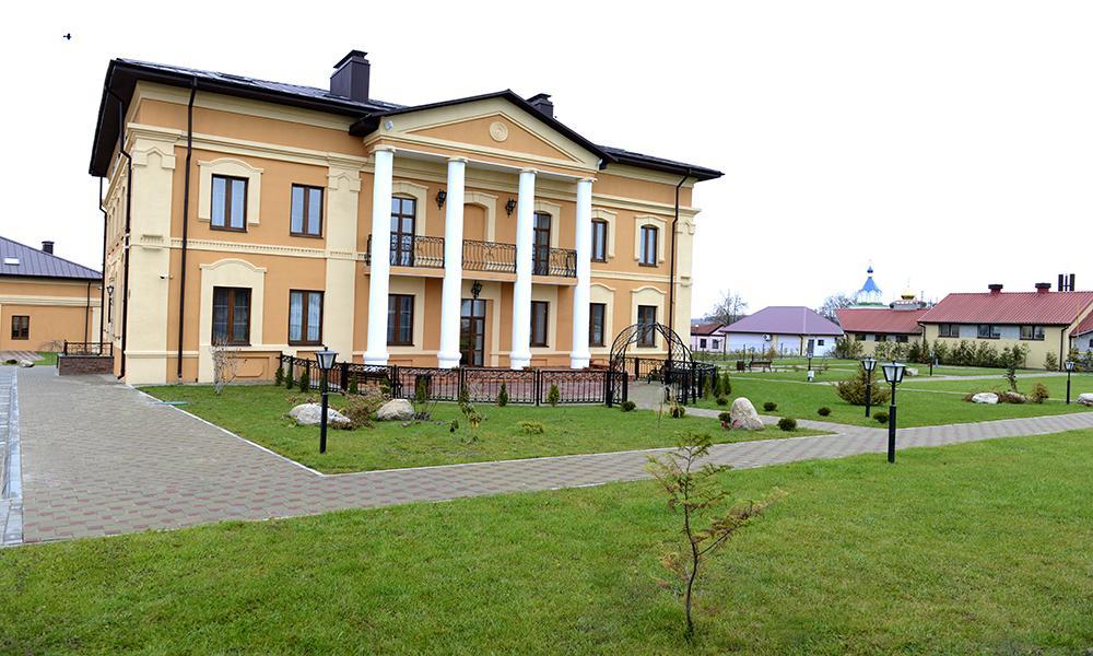 Hotel Mirskiy Posad Exteriér fotografie